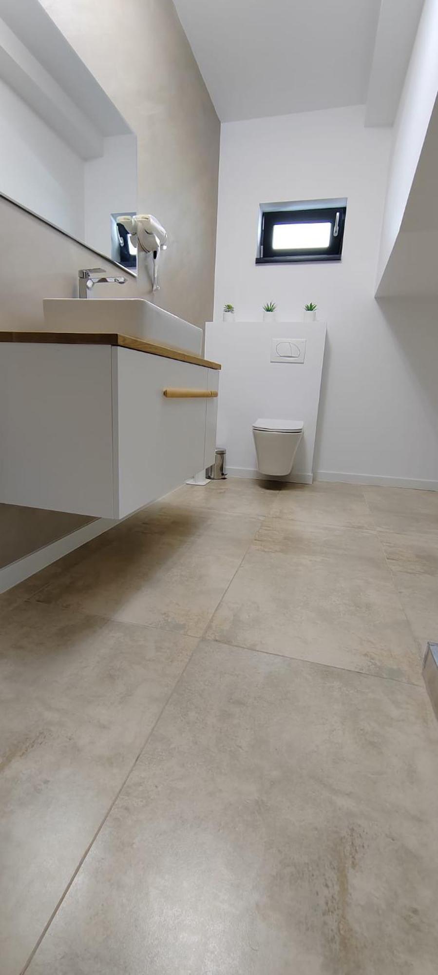 Casira Guesthouse Sanmartin Bagian luar foto
